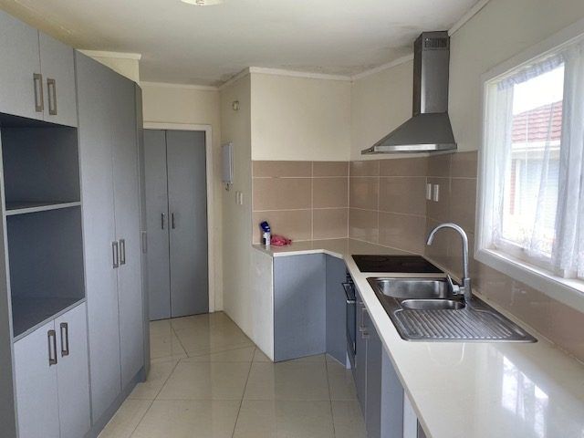  at 8 Dickey street, New Windsor, Auckland City, Auckland