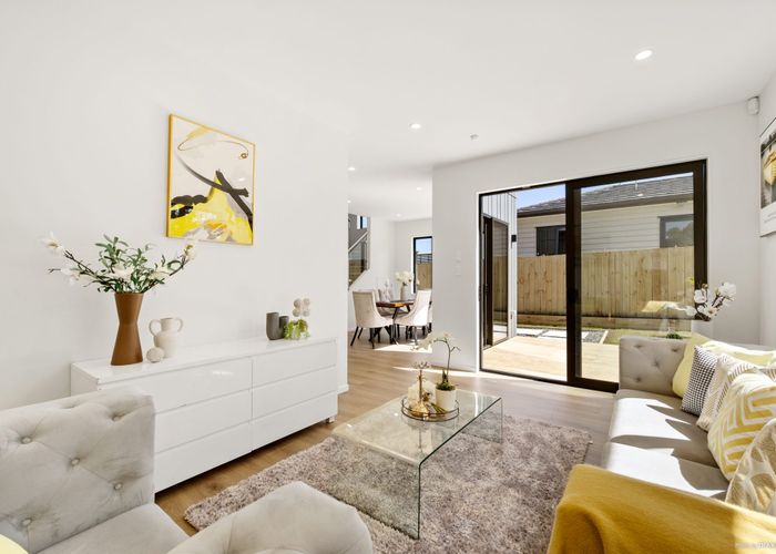  at Lot 2, 11 Mimosa Place, Half Moon Bay, Manukau City, Auckland