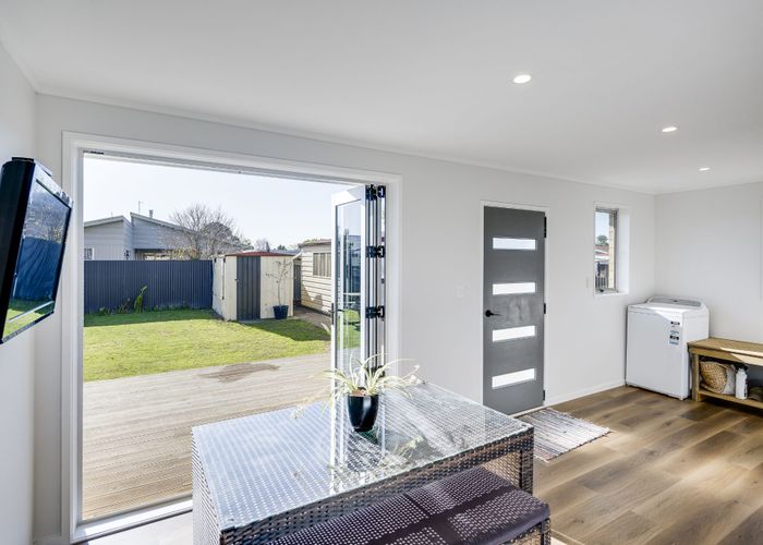 at 8 Lyttelton Crescent, Tamatea, Napier