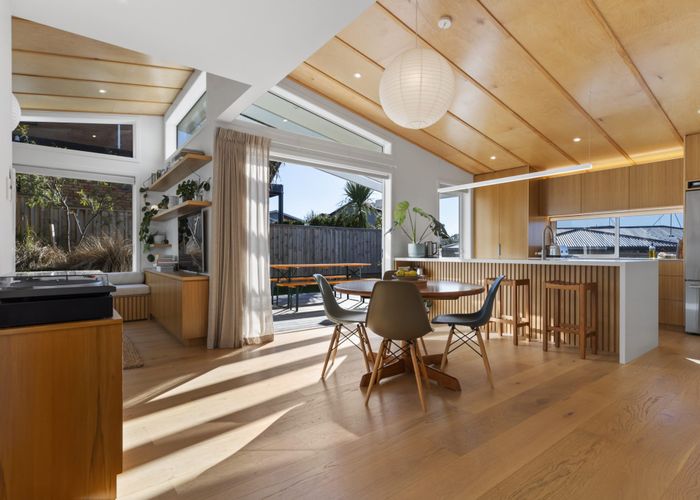  at 1/186 Nile Rd, Forrest Hill, North Shore City, Auckland