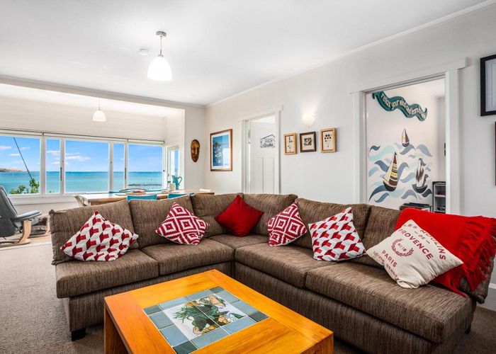  at 162 Motuhara Road, Plimmerton, Porirua