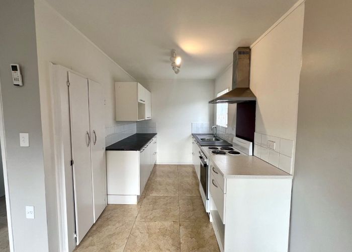  at 14B Hatherley Place, Clendon Park, Manukau City, Auckland