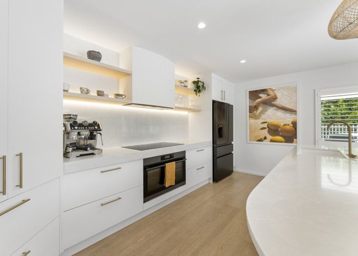 at 4 Bermuda Drive, Papamoa Beach, Papamoa