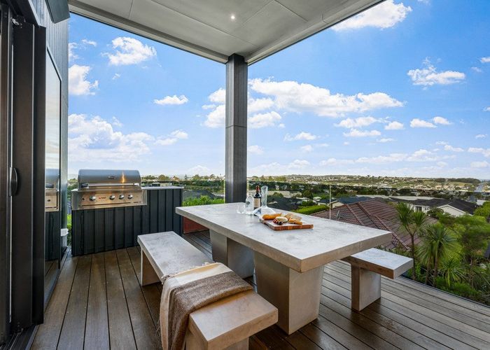  at 20 Woodridge Drive, Stanmore Bay, Rodney, Auckland