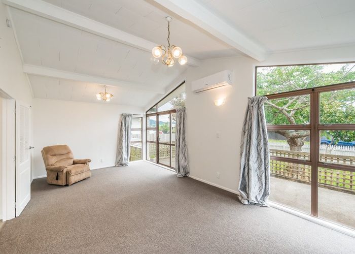  at 83 Donovan Road, Paraparaumu Beach, Kapiti Coast, Wellington