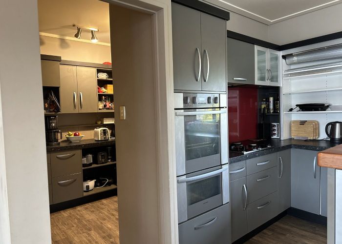  at 37 East Street, Terrace End, Palmerston North, Manawatu / Whanganui