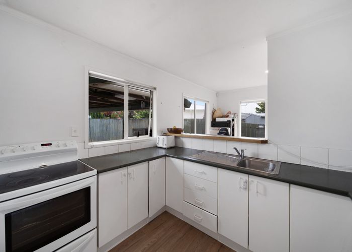  at 3/43 Blake Road, Māngere East, Auckland
