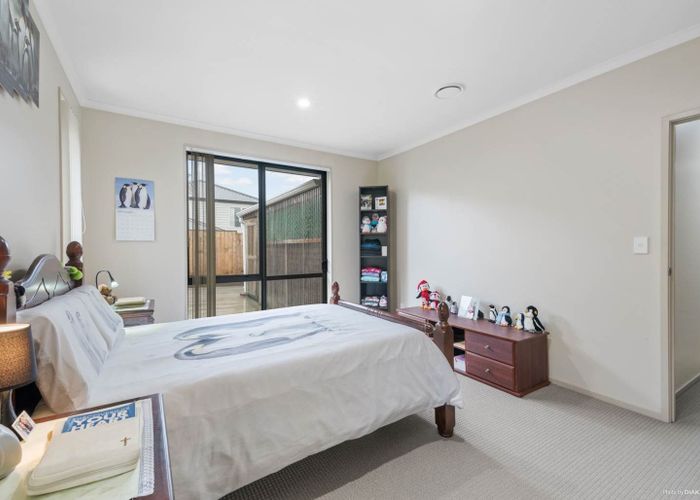  at 17 Durbin Court, Greenhithe, Auckland