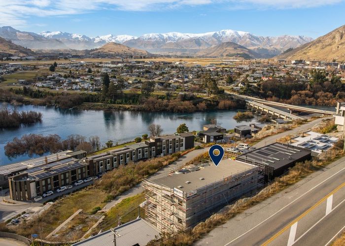  at 4 Northview Terrace, Kelvin Heights, Queenstown-Lakes, Otago