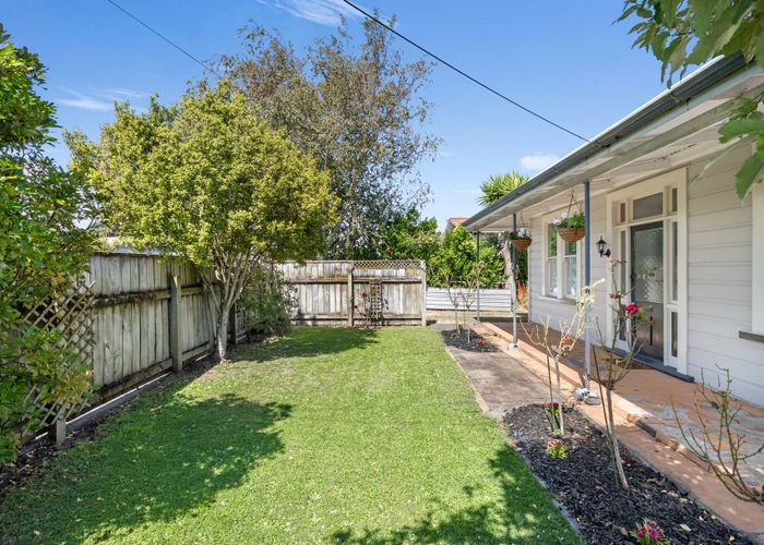  at 11 Spier Street, Aramoho, Whanganui, Manawatu / Whanganui