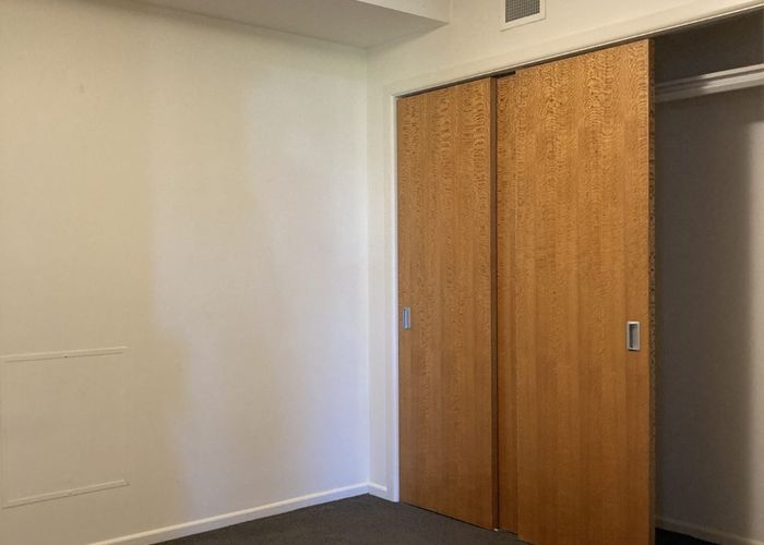  at 8/80 Salamanca Road, Kelburn, Wellington