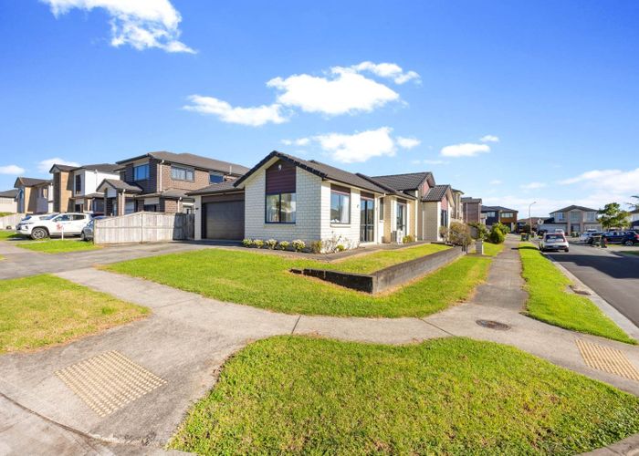  at 2 Cahir Place, Flat Bush, Manukau City, Auckland