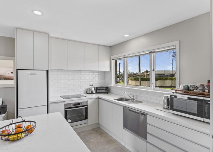  at 11 Dymock Place, Bishopdale, Christchurch