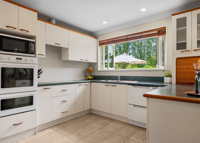  at 9 Blarney Place, Casebrook, Christchurch