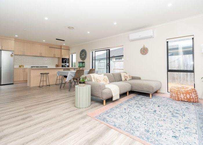  at 2/34 Maggie Place, Chartwell, Hamilton