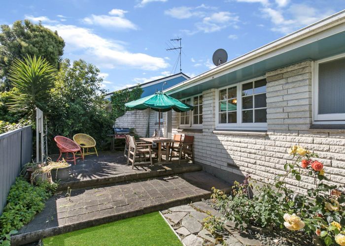  at 5/10 Alana Place, Mount Wellington, Auckland