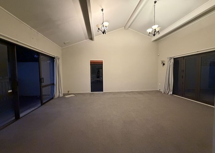  at 113 Redoubt Road, Goodwood Heights, Auckland