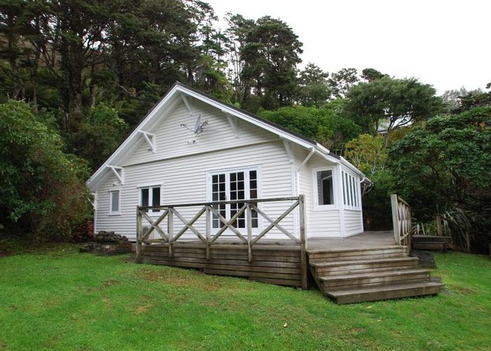  at 21 Kotari Rd, Days Bay, Lower Hutt, Wellington
