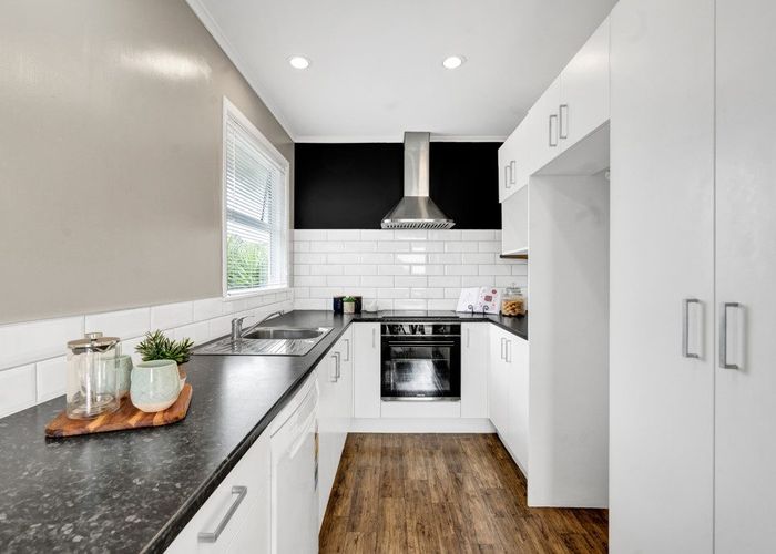  at 17 Rainsford Street, Moturoa, New Plymouth
