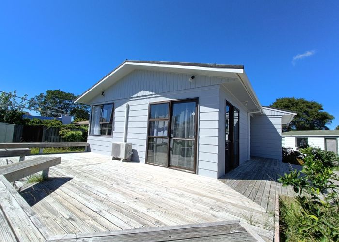  at 9 Lisa Rise, Half Moon Bay, Manukau City, Auckland