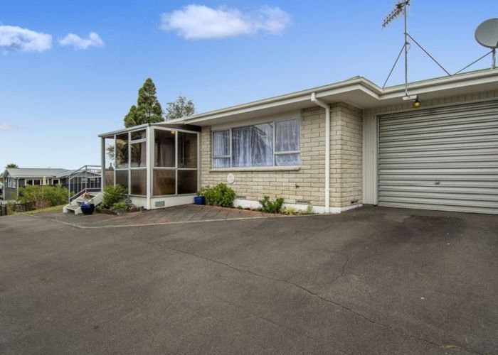  at 140 Kingswood Road, Brookfield, Tauranga