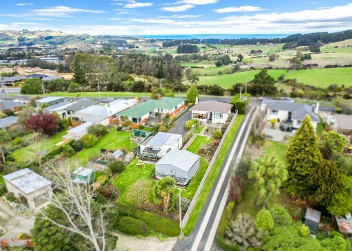  at 20 Saddleview Place, Fairfield, Dunedin