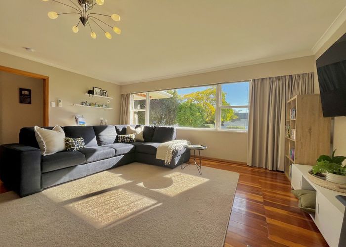  at 21 Queen Street, Feilding, Feilding