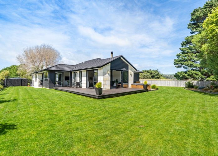  at 355 Grays Road, Pauatahanui, Porirua, Wellington