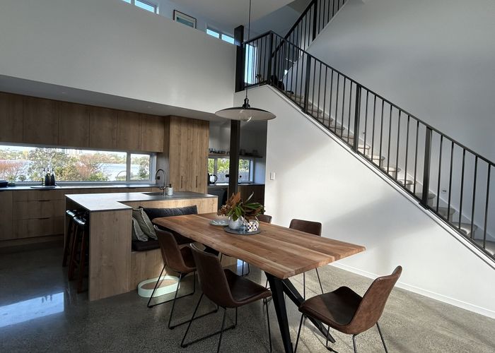  at 18 Macbeth Court, Milford, North Shore City, Auckland