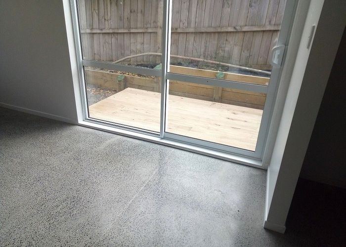  at 9D Humphrey Kemp Avenue, Henderson, Waitakere City, Auckland