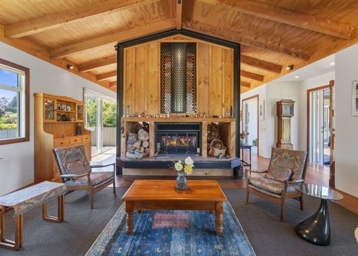  at 2/154 Mapara Road, Acacia Bay, Taupo, Waikato