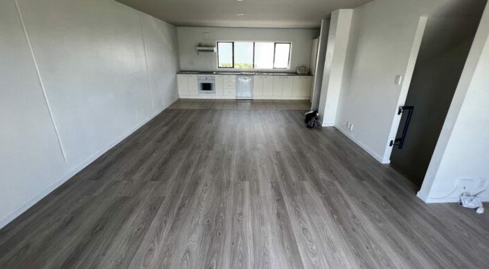  at 6 Ambrico Place, New Lynn, Waitakere City, Auckland