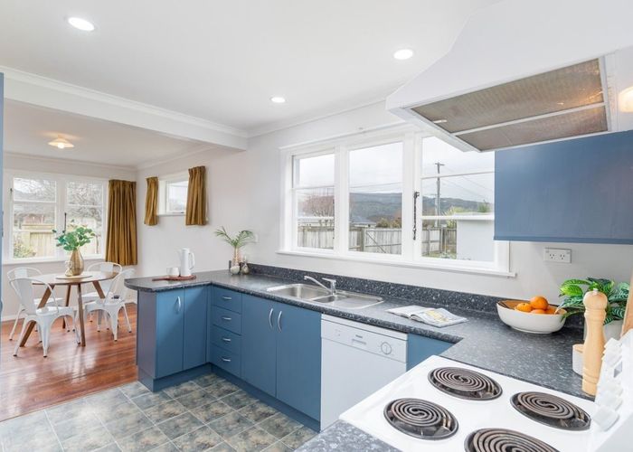  at 33 John Street, Trentham, Upper Hutt, Wellington