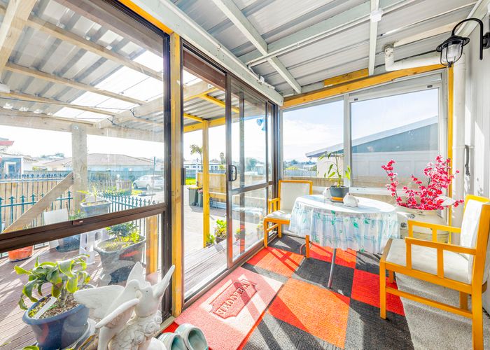  at 8/30 Gifford Road, Papatoetoe, Auckland