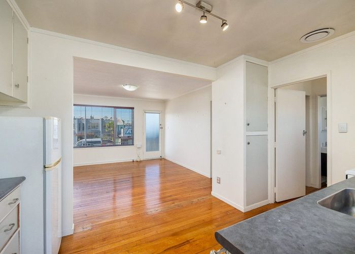  at 4/653 New North Road, St Lukes, Auckland City, Auckland