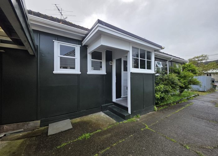  at 33 Compton Crescent, Taita, Lower Hutt, Wellington