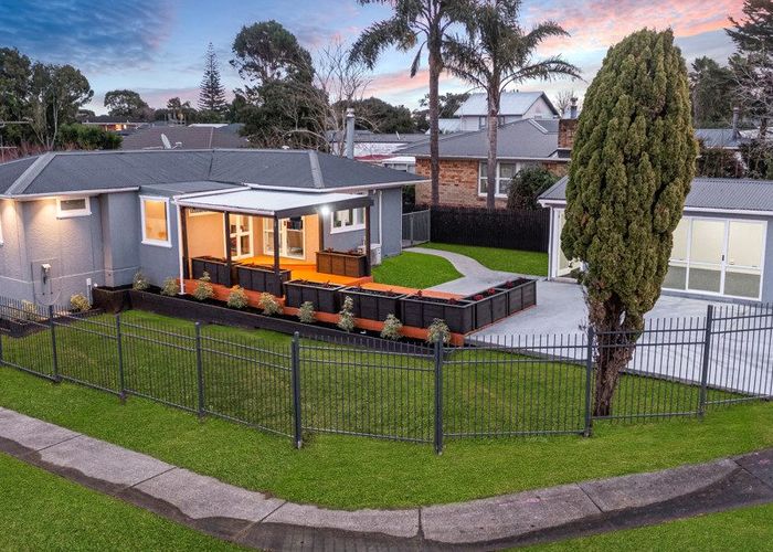  at 1/31 Blanes Road, Weymouth, Auckland