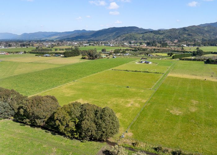 at 176 Boundary Road, Tauwharenīkau, Tauherenikau