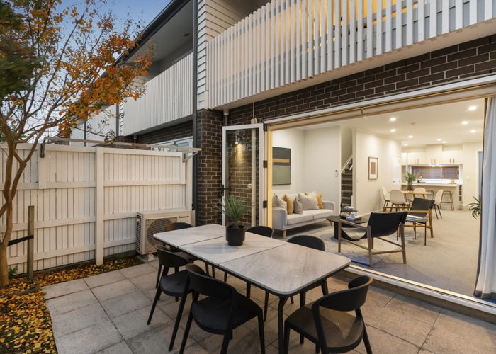  at 16 Mangahoe Road, Mount Wellington, Auckland City, Auckland