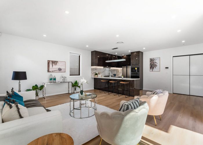  at 333B East Coast Road, Mairangi Bay, Auckland