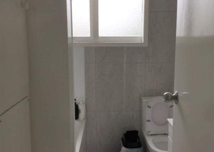  at 2/38 Mcrae Road, Mount Wellington, Auckland