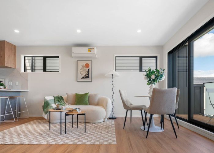  at 95D  Kervil Avenue, Te Atatu Peninsula, Waitakere City, Auckland