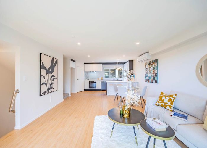  at 5 Liston Street, Northcote, North Shore City, Auckland