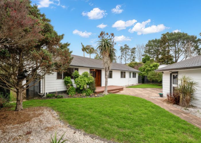  at 24 Oakmont Place, Wattle Downs, Manukau City, Auckland