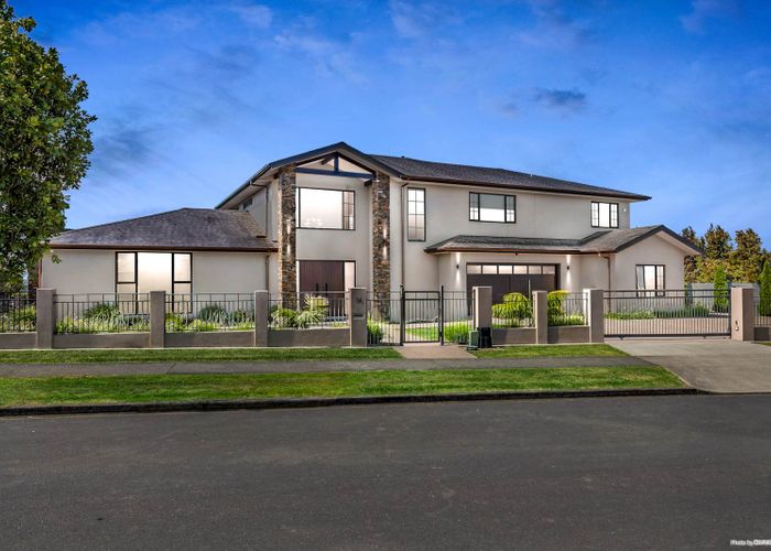  at 74 Chateau Rise, Flat Bush, Auckland