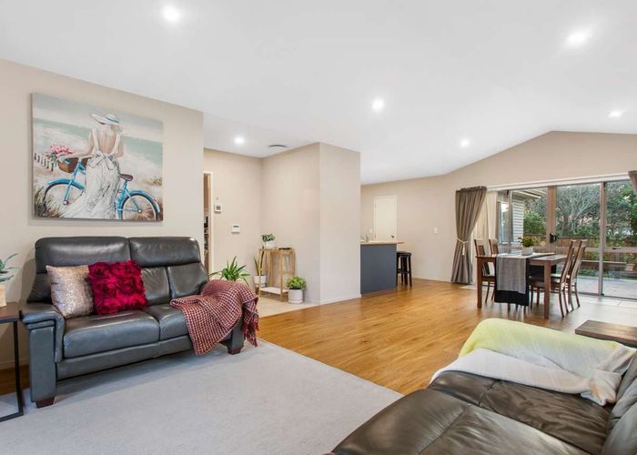  at 3 Aviara Court, Northpark, Auckland