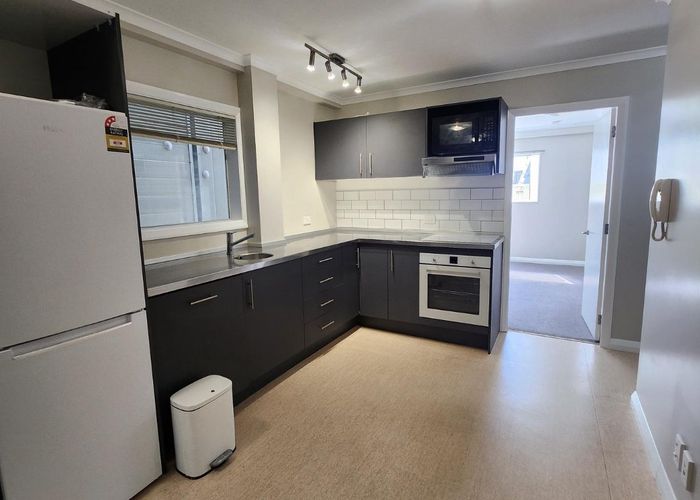  at 212/15 Holland Street, Te Aro, Wellington