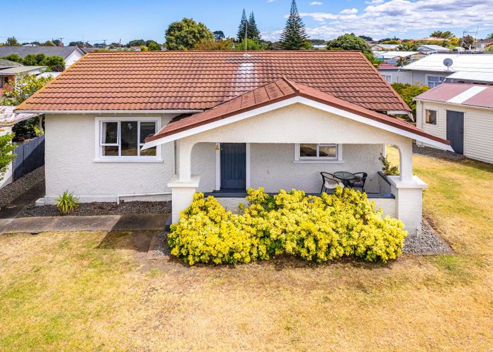  at 16 Central Avenue, Gonville, Whanganui