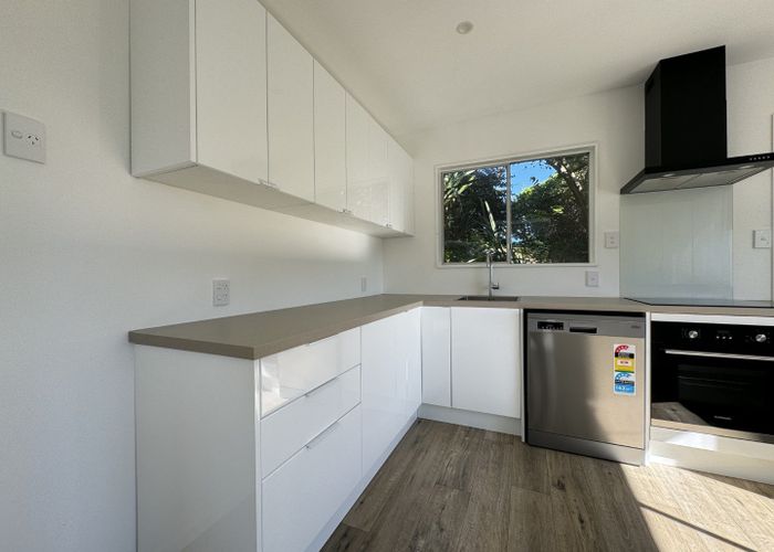  at 1/4 Glanmire Road, Newlands, Wellington