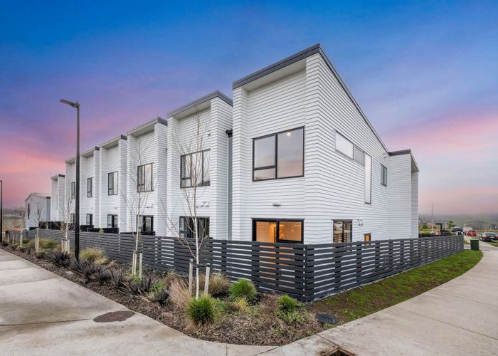  at Unit 1 / 16 Clara Road, Silverdale, Rodney, Auckland